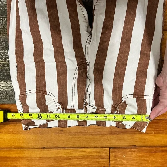 Flare pants - Picture 6 of 9